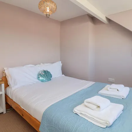 4 Studley Terrace *