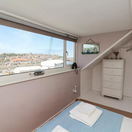 4 Studley Terrace *